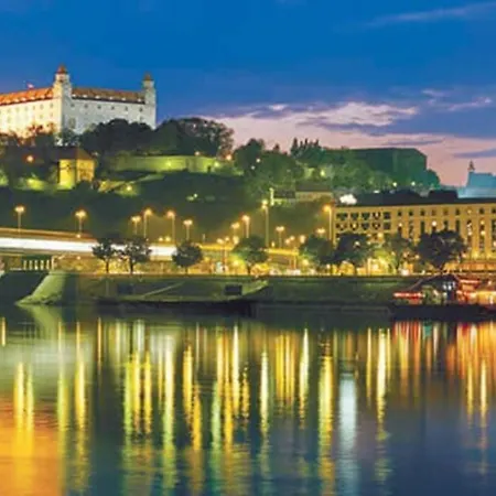 Boutique Flat In Old Town Братислава