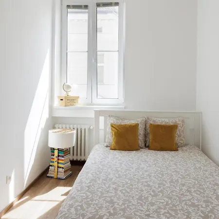 Boutique Flat In Old Town Apartment *
