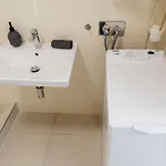 Boutique Flat In Old Town 아파트 *